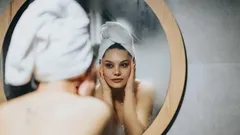 Badkamerspiegels beslaan niet meer: simpele trucs die werken als een tierelier