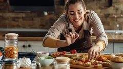 Wat geef je iemand die dol is op koken: airfryer, multicooker of blender?